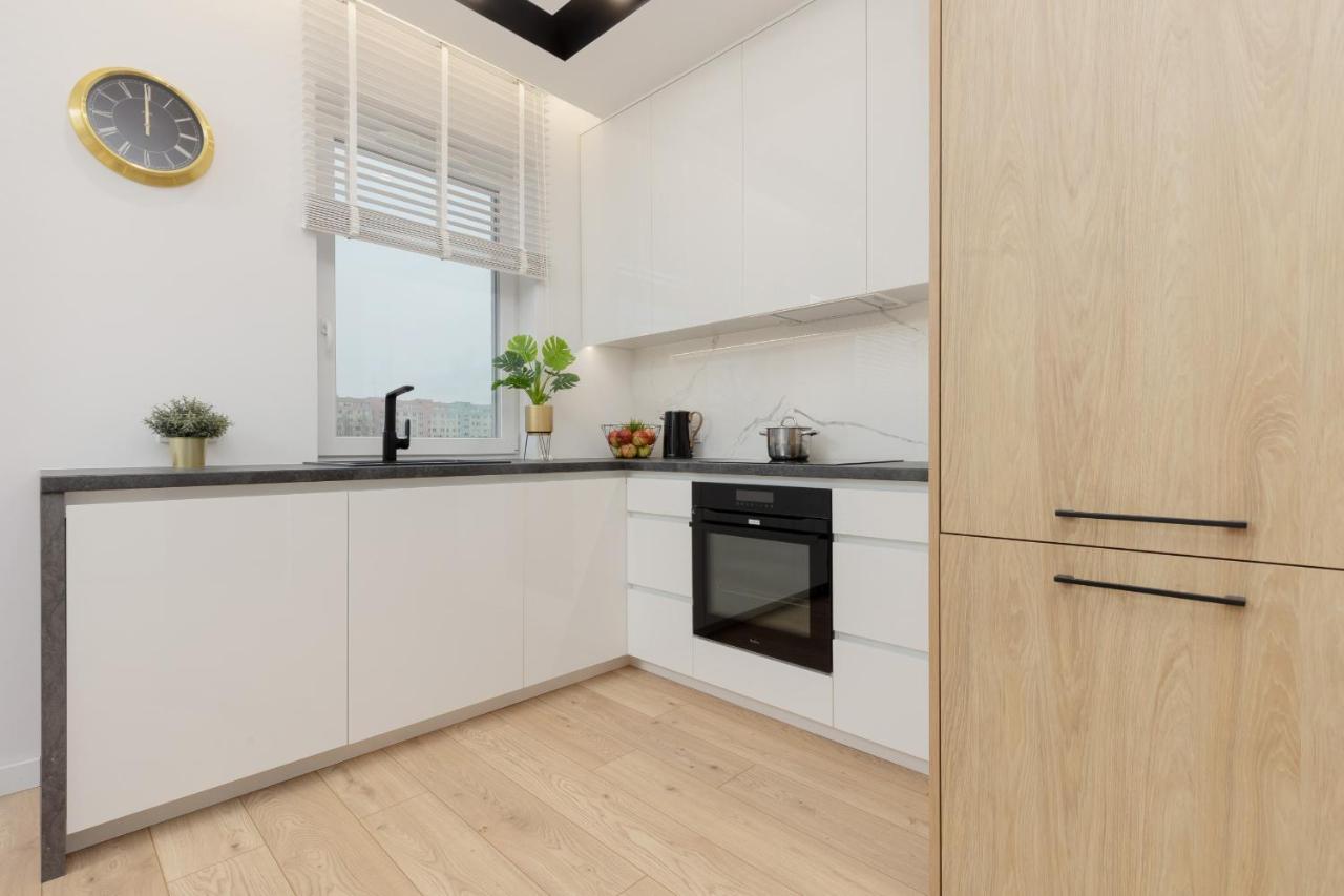 Loft Apartment With Parking In Warsaw By Noclegi Renters Exterior photo
